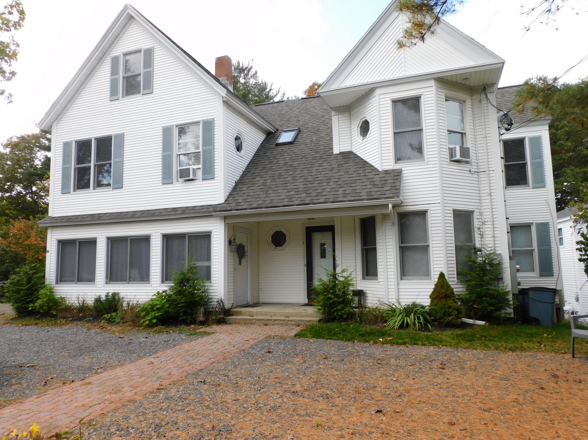 40 Main St #3, York, ME, 03909 United States